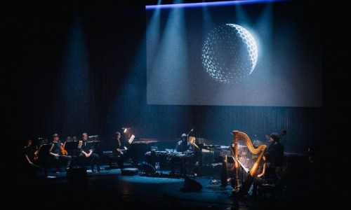 Actress e la London Contemporary Orchestra, insieme per un concept album in arrivo il 25 maggio - Video di Actress x LCO Boiler Room London 